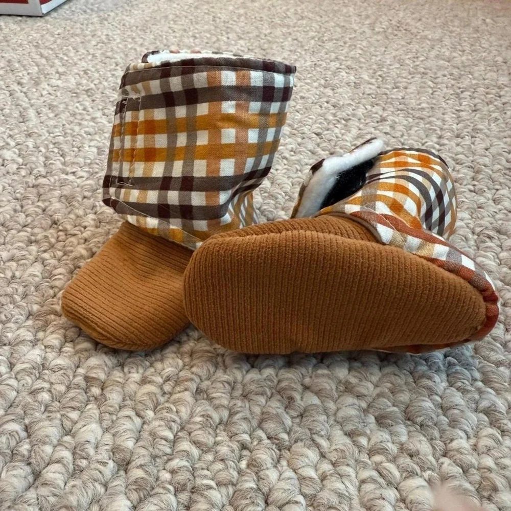 Baby Boy Booties Size‎ 0-6 Months
